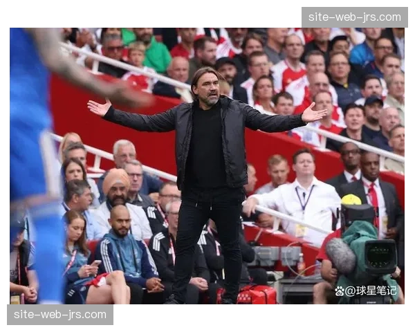 法尔克控球战术面临英超考验 利兹联防守反击存在漏洞