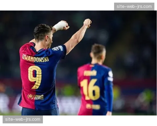 孔德无私横传助攻莱万空门得手，巴萨锁定胜局